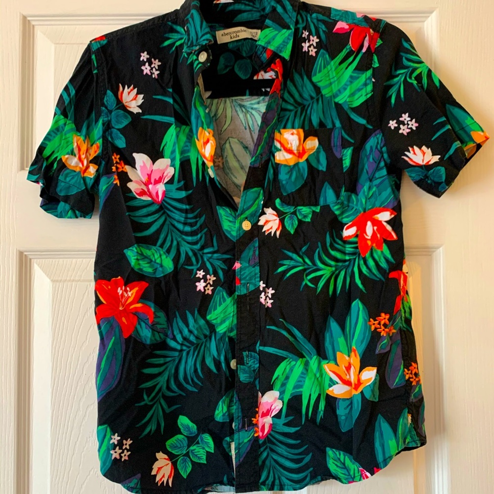 Abercrombie Kids Floral button-up shirt